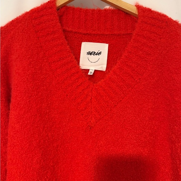 Aerie Teddy Boucle Sweater Size Medium NEW - Picture 6 of 7
